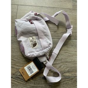 NWT North Face Belt Bag
